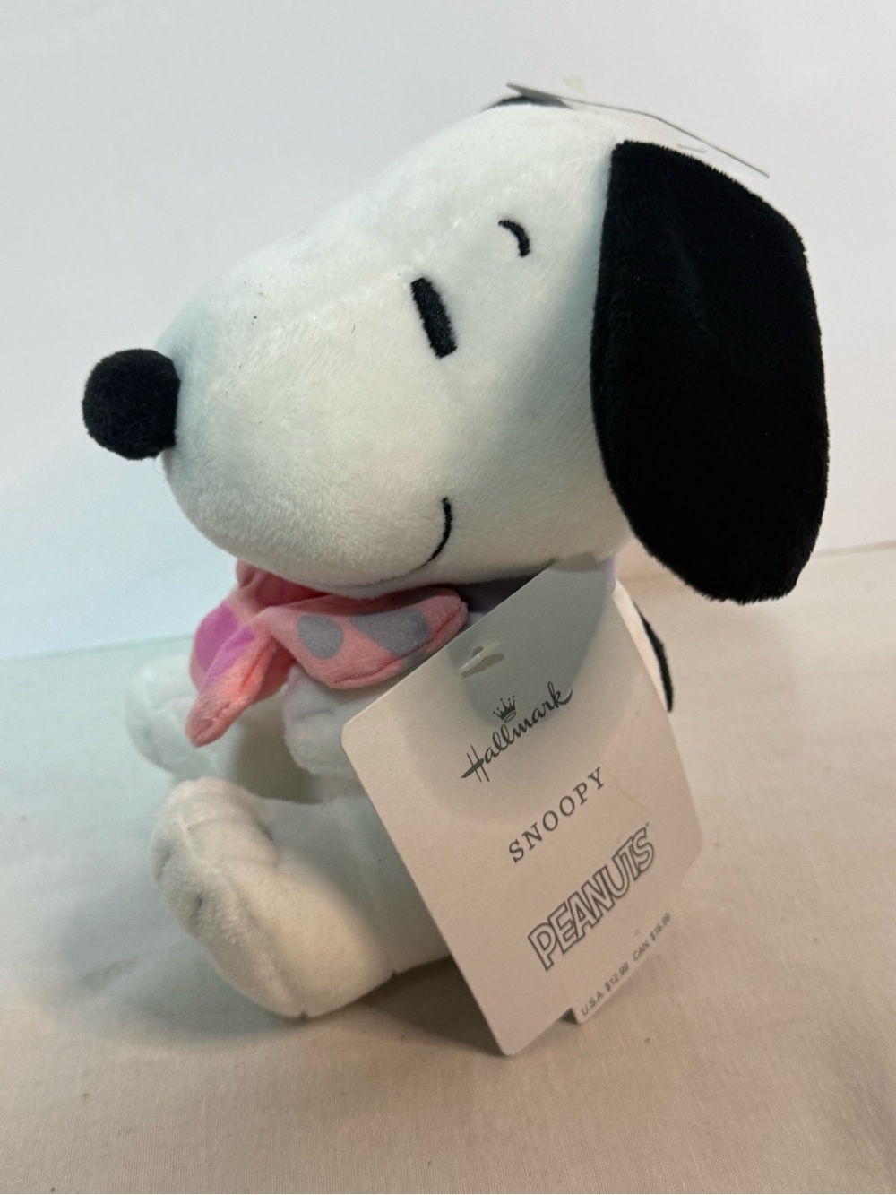 Hallmark Peanuts Snoopy Plush Holding Pink Butterfly 6" MJM3274 2024 NWT - Picture 4 of 7